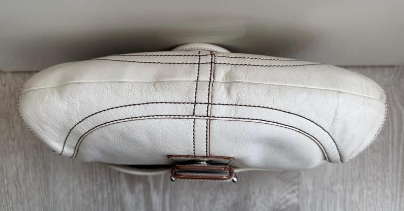 COACH Vintage Large Soho Buckle Shoulder Bag β Off White Leather (Style 9248) π