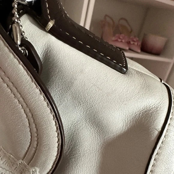 White y2k Coach Soho Flap Bag ππΌ