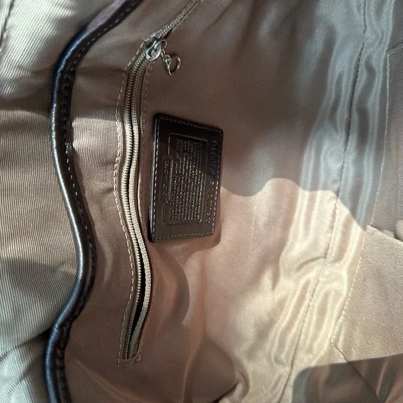 White y2k Coach Soho Flap Bag ππΌ