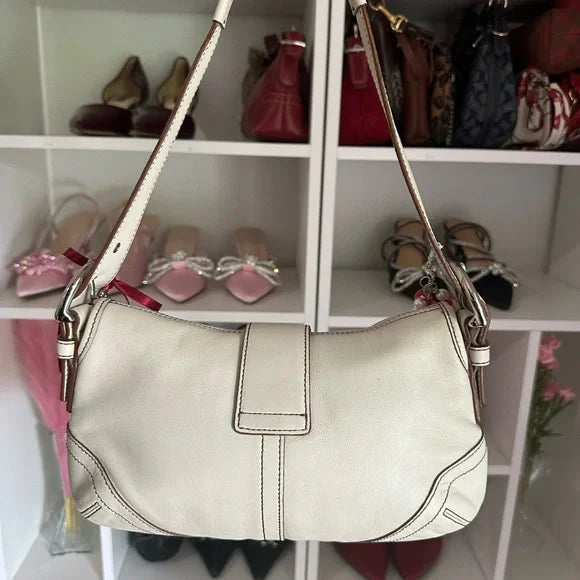 Coach Small White SoHo Flap ππ€
