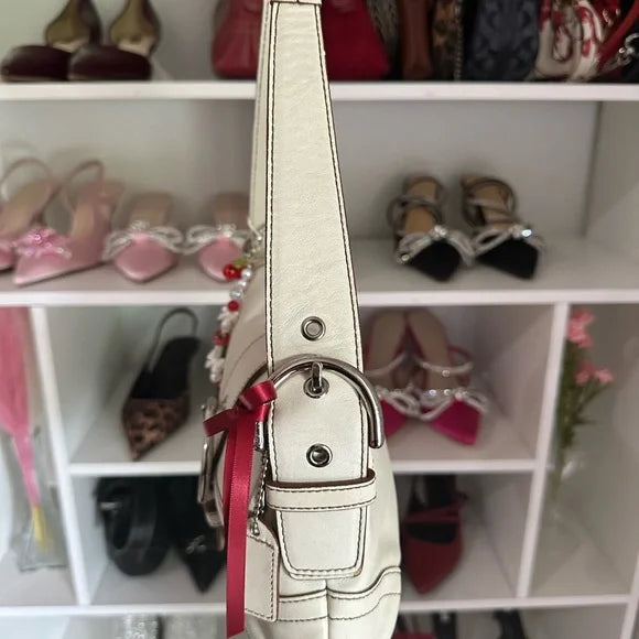 Coach Small White SoHo Flap ππ€