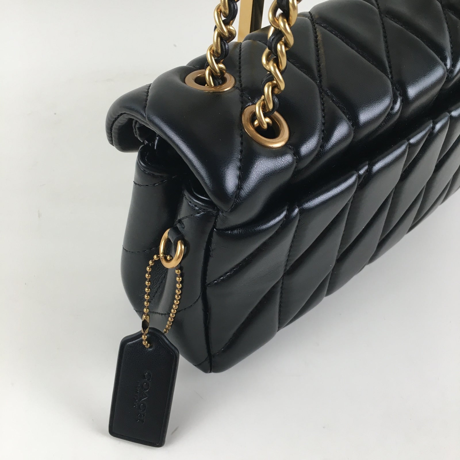 COACH Tabby 26 Quilted Shoulder Bag - Leather Black CP150 š¤
