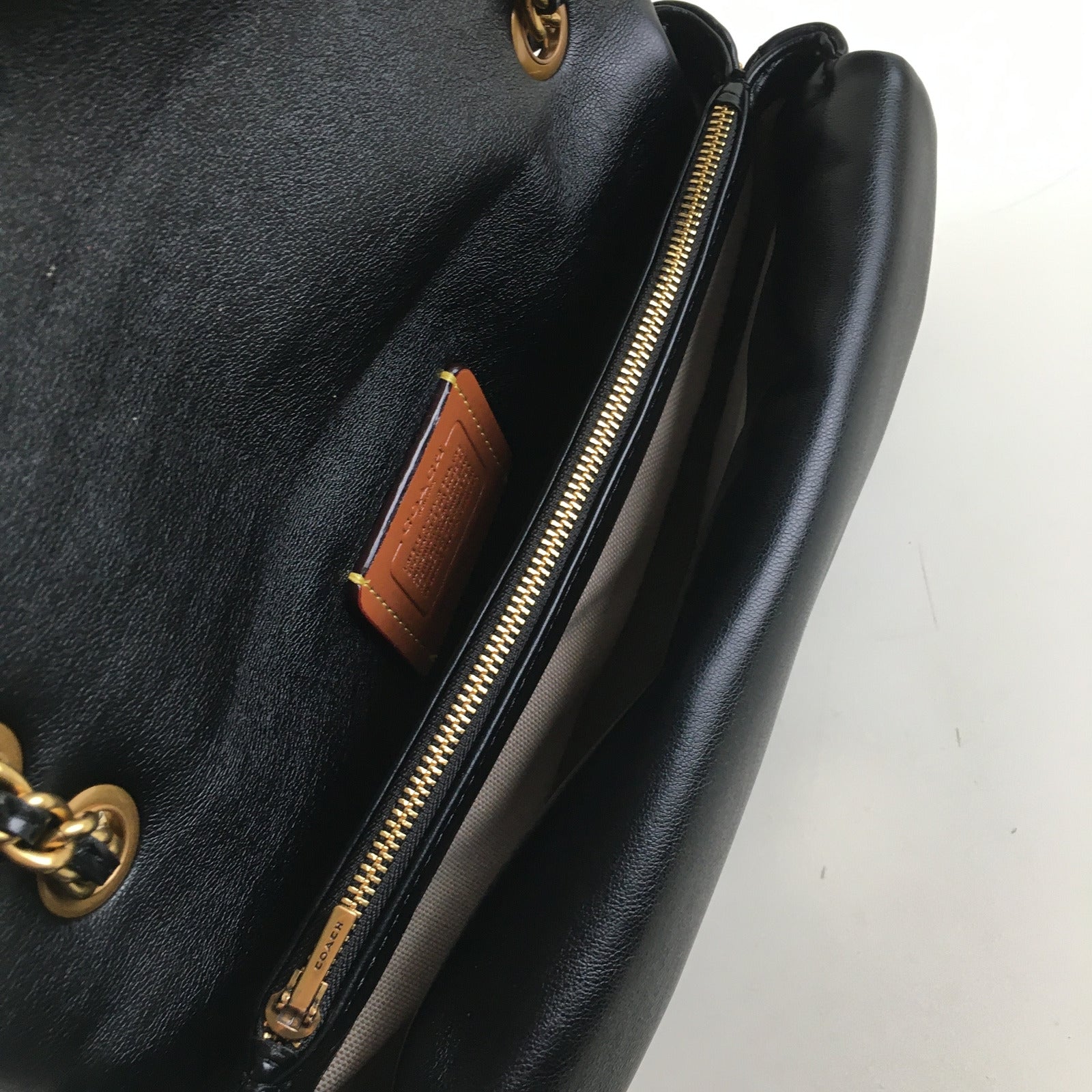 COACH Tabby 26 Quilted Shoulder Bag - Leather Black CP150 š¤