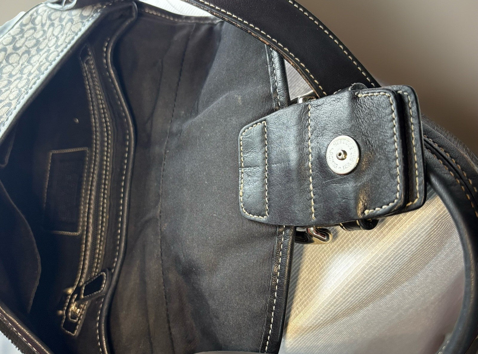 Vintage Coach Mini Soho Buckle Bag β Black/Grey π€
